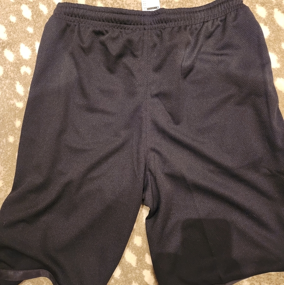 😎 Off-White Men's Caravaggio Shorts M 😎 - Picture 4 of 4